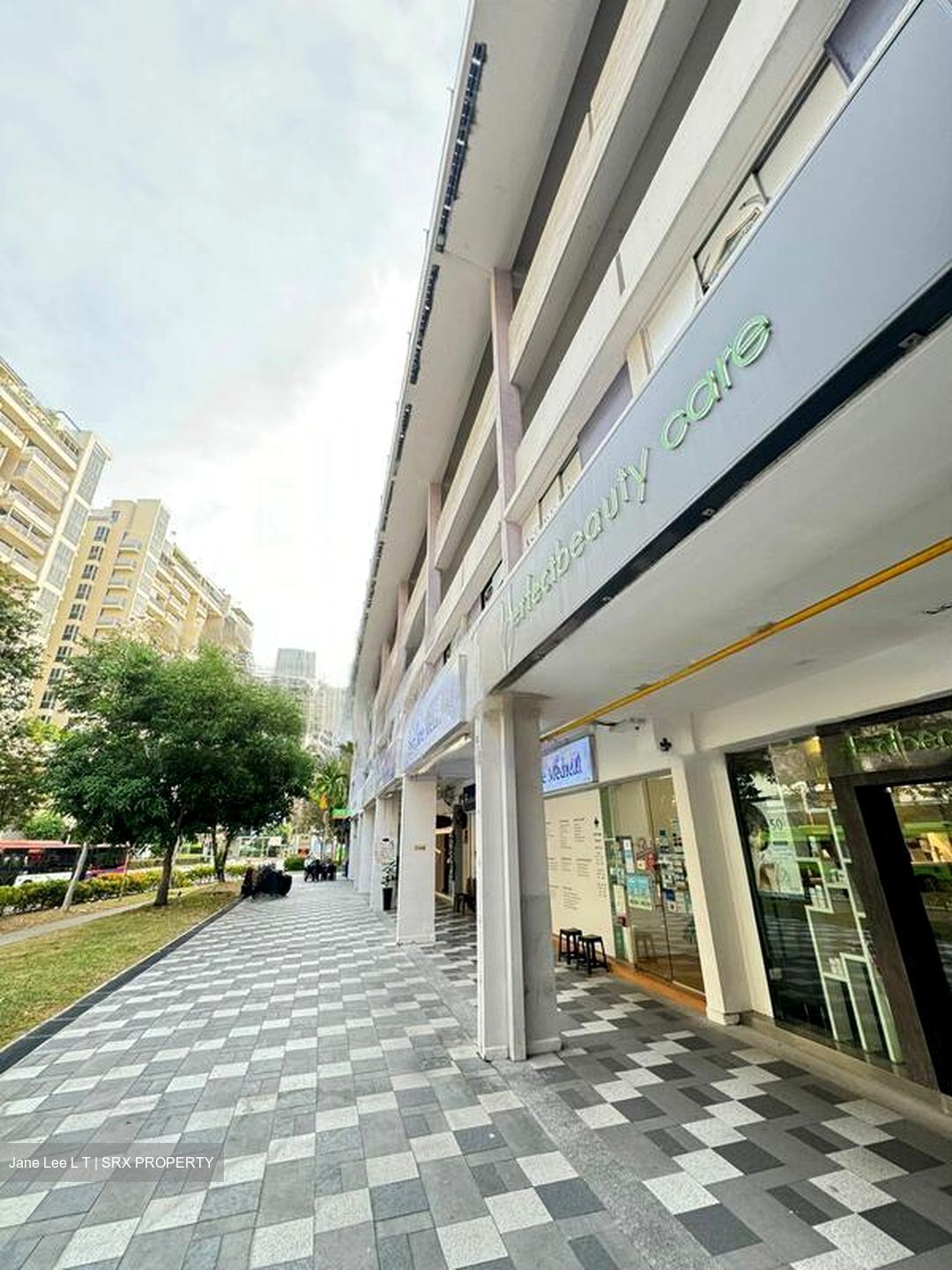 Bedok Town Centre (D16), Shop House #454864541